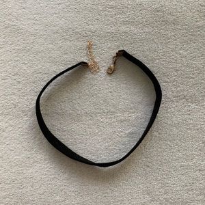 Black choker✨